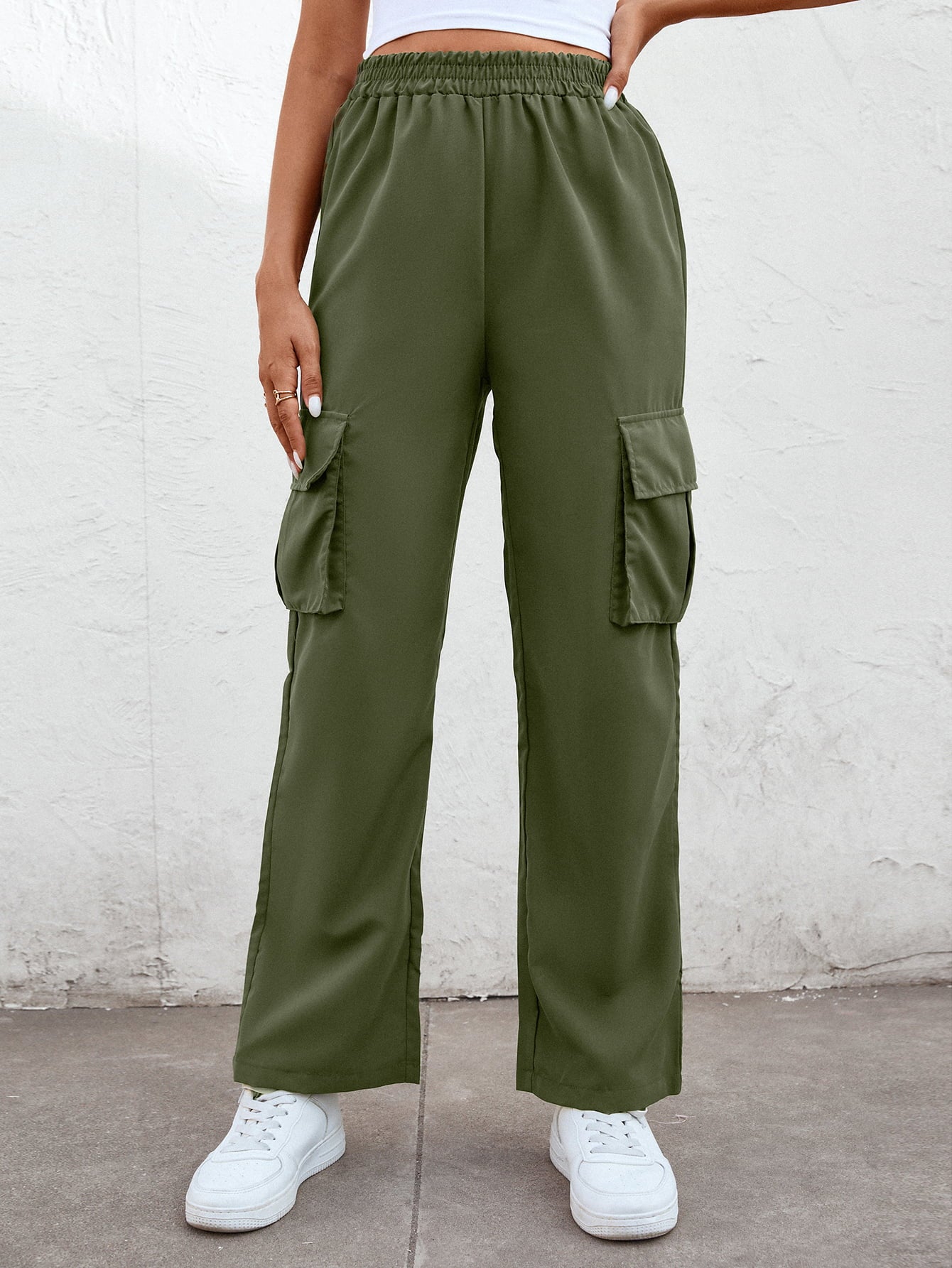 Elastic Waist Straight Leg Cargo Pants